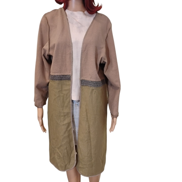 Fleet Street Water Resistant Lined Trench Coat - Size 10P - Picture 10 of 12